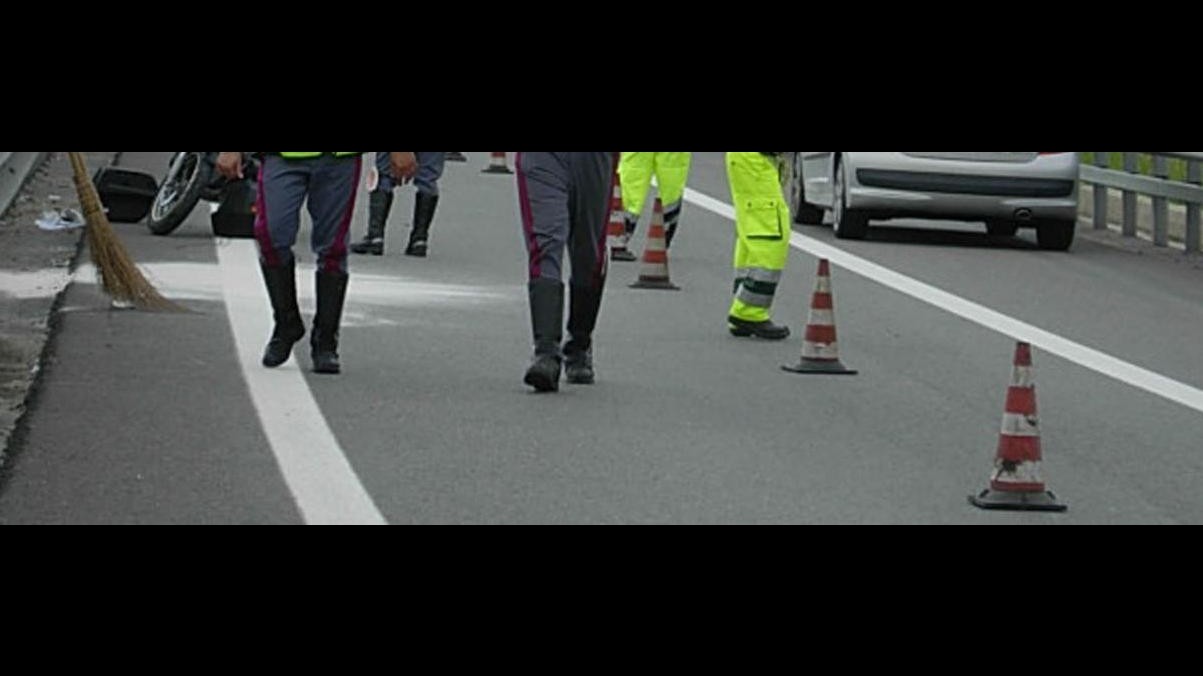Civitavecchia, investe 70enne sulle strisce e scappa: denunciato