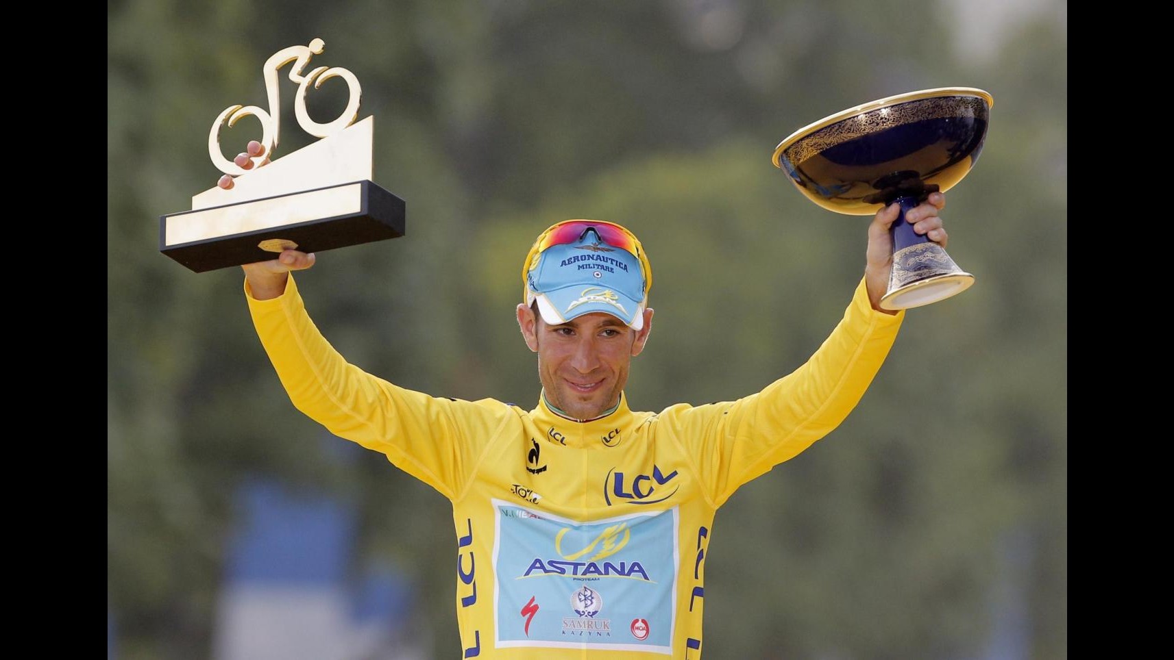 Ciclismo, Hinault celebra Nibali: Ha corso il Tour come un signore