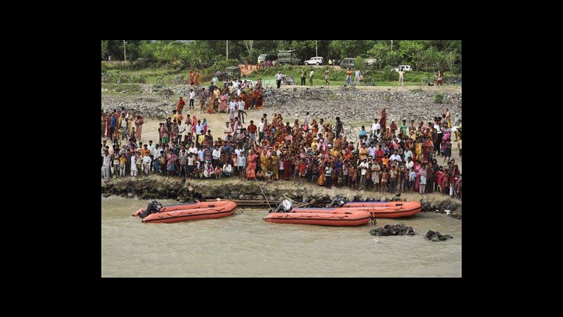 India, si ribalta nel Gange barca con 50 a bordo: 4 morti, 25 dispersi
