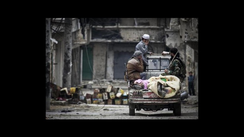 Siria, violenti scontri ad Aleppo: si combatte in quartiere Sakhour