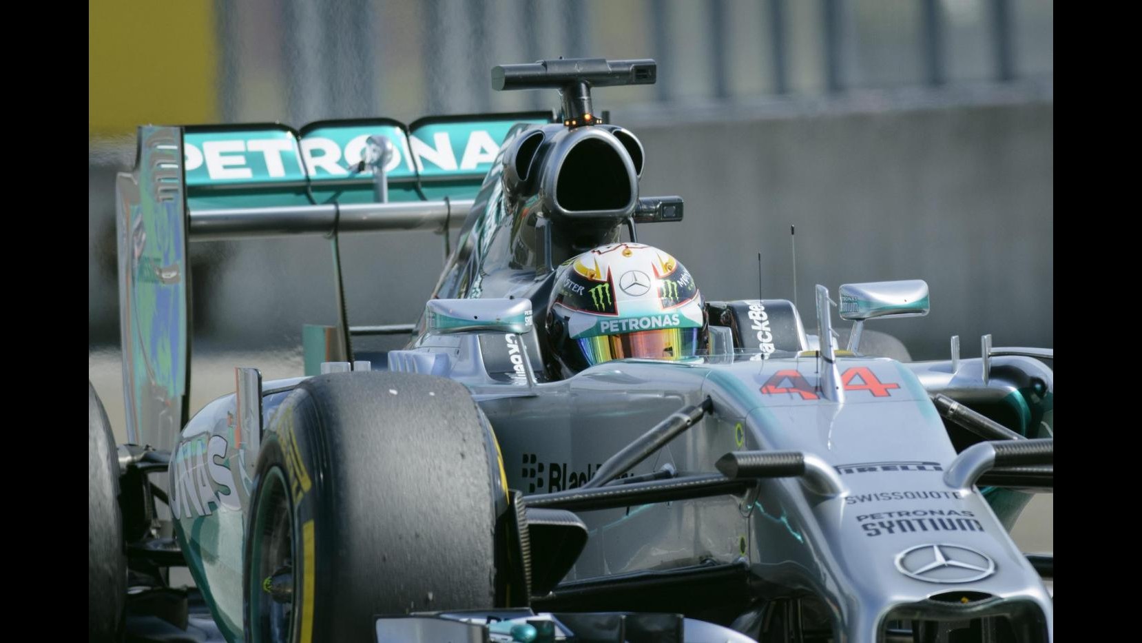 F1, Gp Ungheria: Hamilton al comando anche in terze libere, Alonso 6°