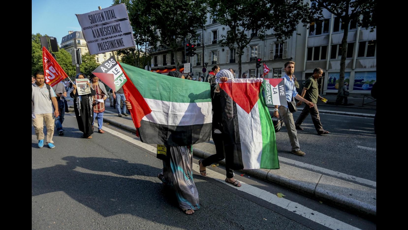 Medioriente, Parigi blindata per corteo non autorizzato pro Gaza