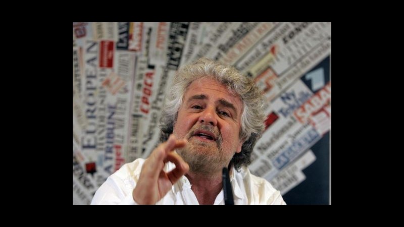 Grillo: Gambaro danneggia me e M5S, esca al più presto da Movimento