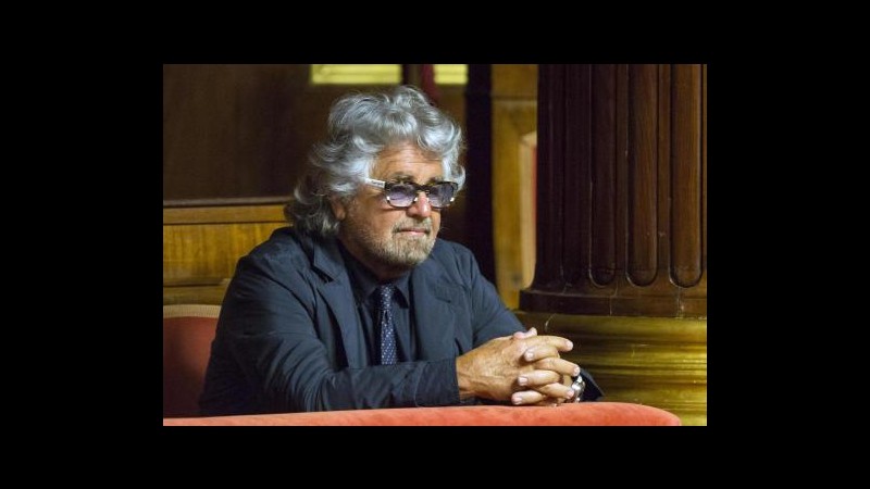 Riforme, Grillo: E’ un colpo di Stato, Napolitano si dimetta