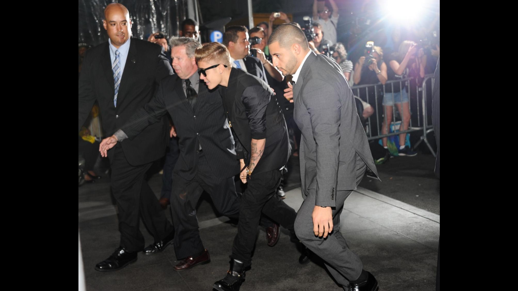 Justin Bieber ‘rimbalzato’ da un locale: troppo giovane