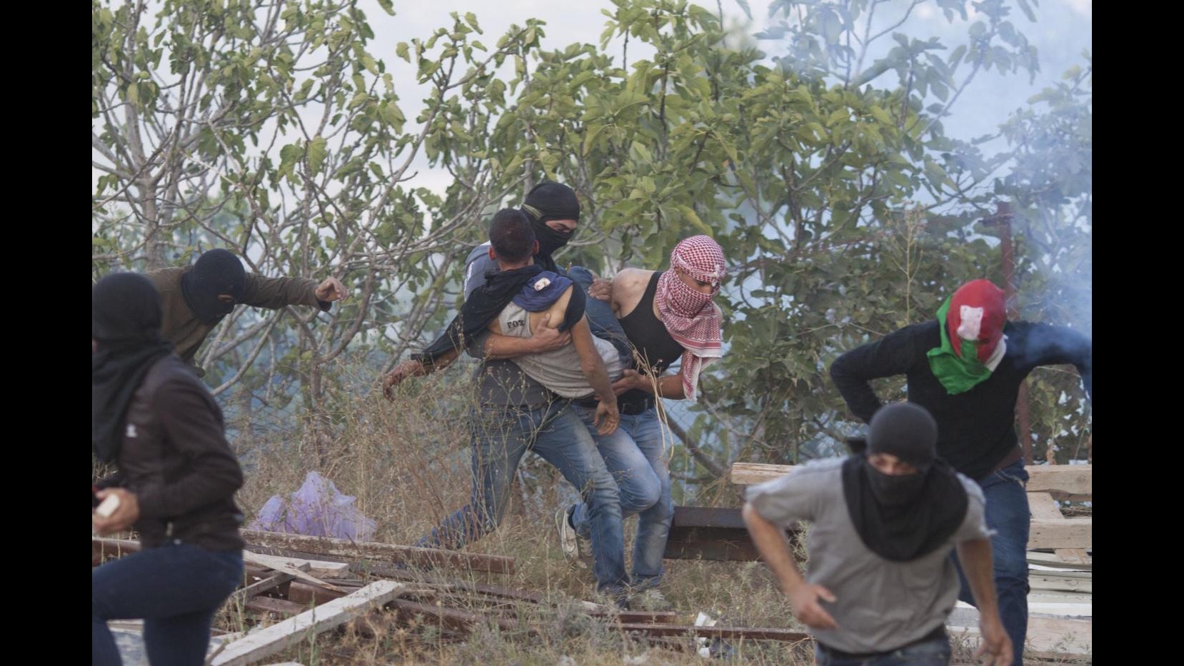 Medioriente, attacchi Israele su campi profughi, scontri a Beit Lahia