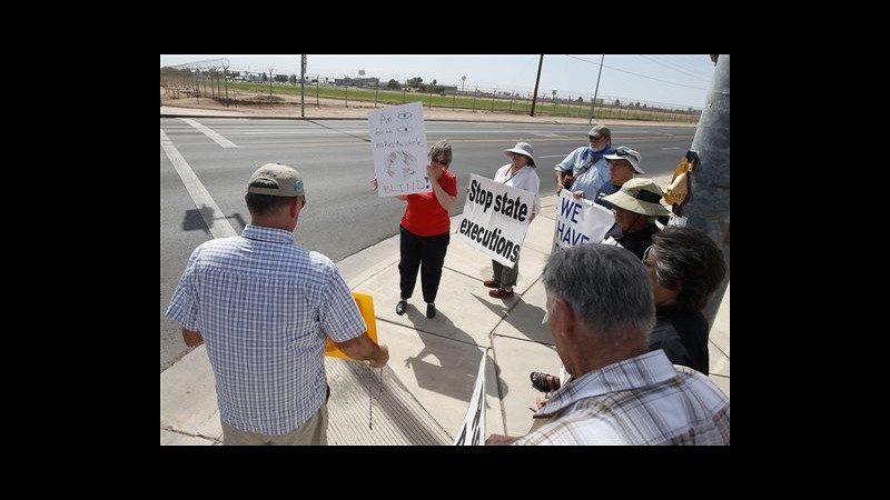 Iniezione letale in Arizona: condannato muore dopo 90 minuti agonia