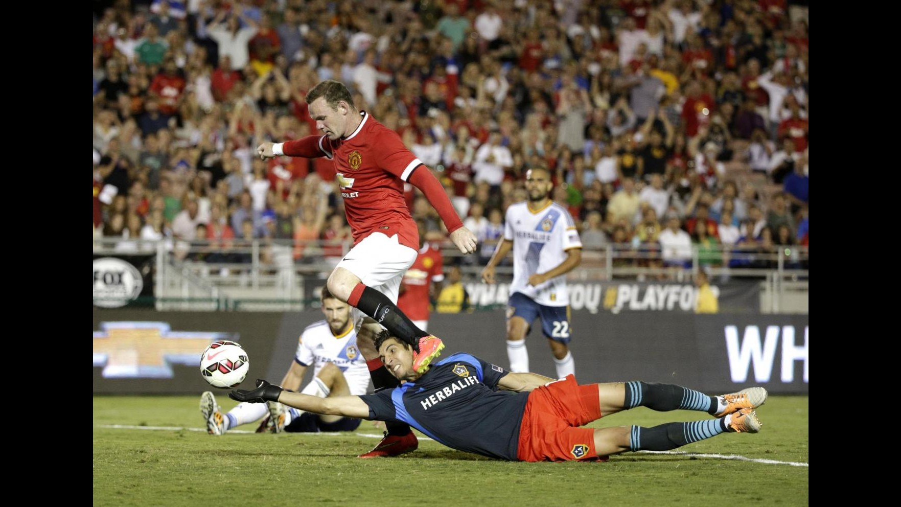 E’ già il Manchester United di Van Gaal, 7-0 ai Los Angeles Galaxy con doppietta di Rooney