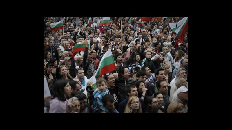 Bulgaria, si dimette governo socialista, attese elezioni anticipate