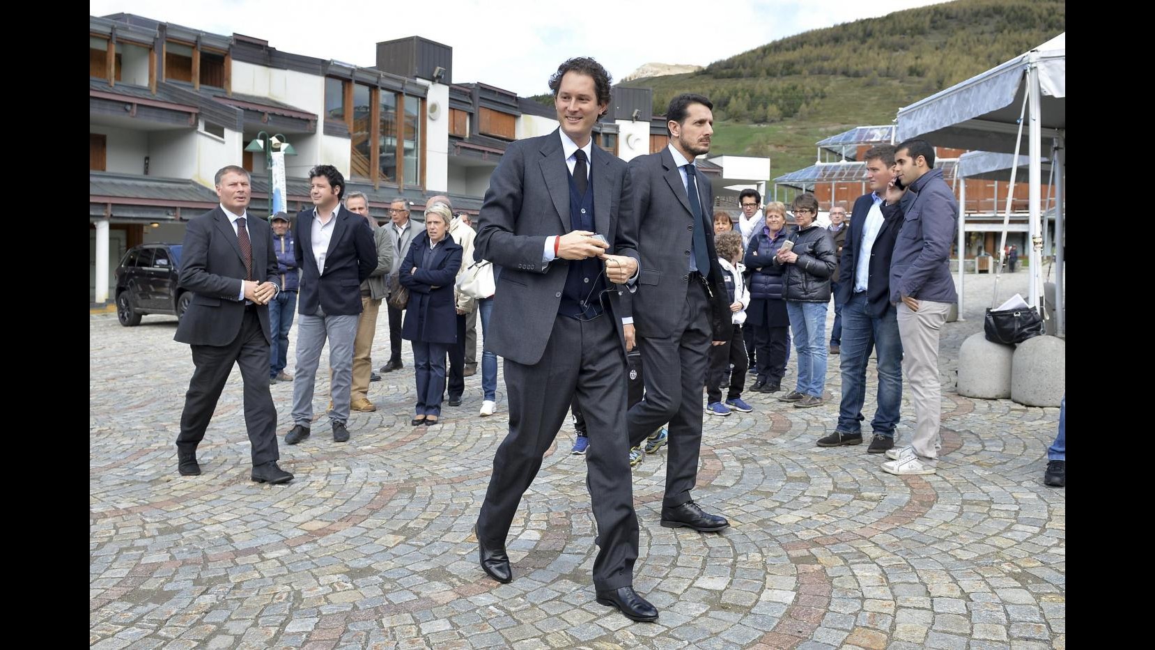 John Elkann: Addio Conte? Juve più forte dei singoli. Altro colpo, visite mediche per Pereyra