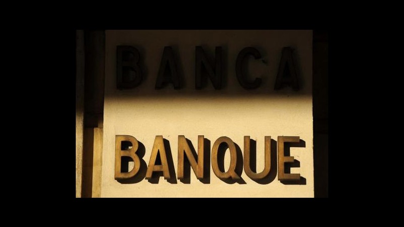 Banche, Abi: A giugno -2.2% finanziamenti, tasso medio cala ancora