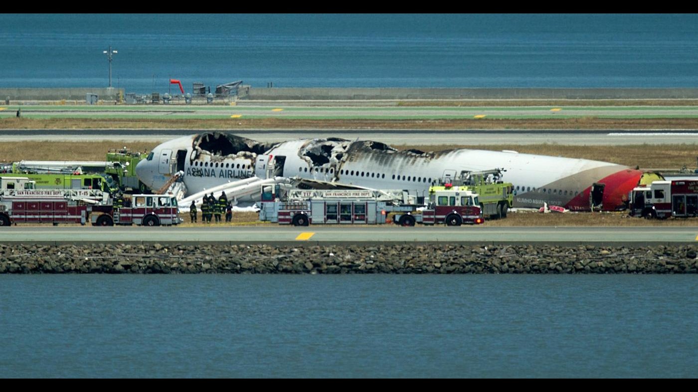 Usa, 2 morti per schianto aereo San Francisco. Asiana: no guasti