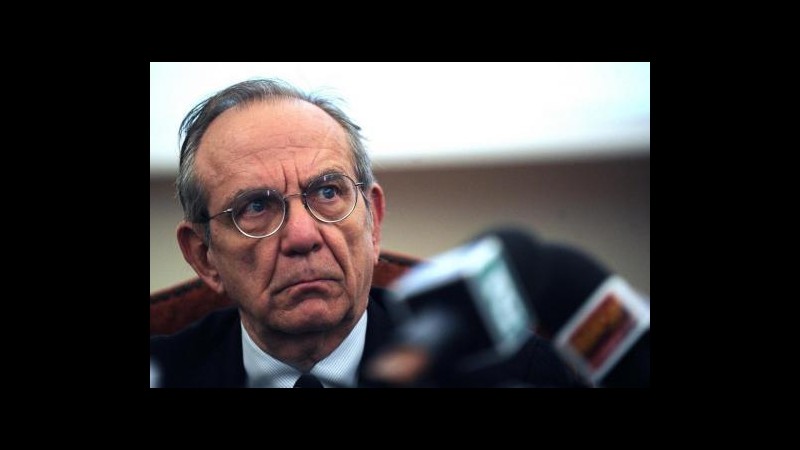 Padoan: Debolezza persiste, riforme urgenti per Italia e Ue