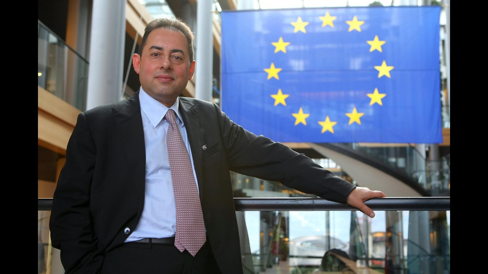 Pd, Pittella: Chiederò ingresso nel Pse. Renzi che ne pensa?