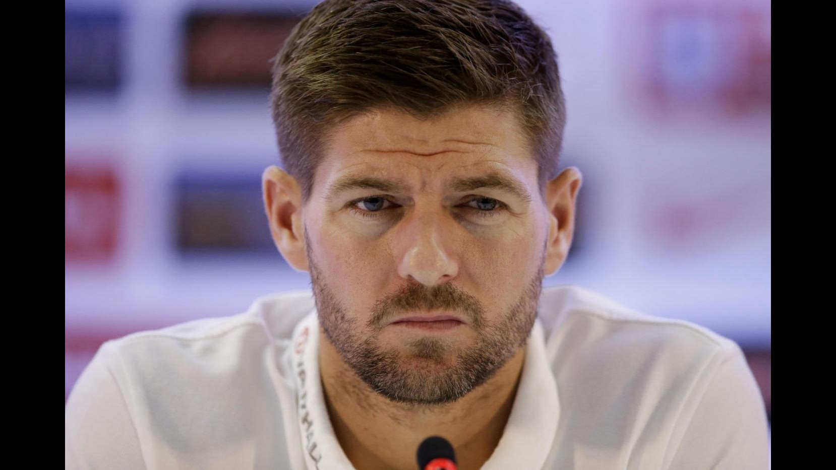Calcio, Gerrard dice addio a nazionale Inghilterra: E’ un giorno triste