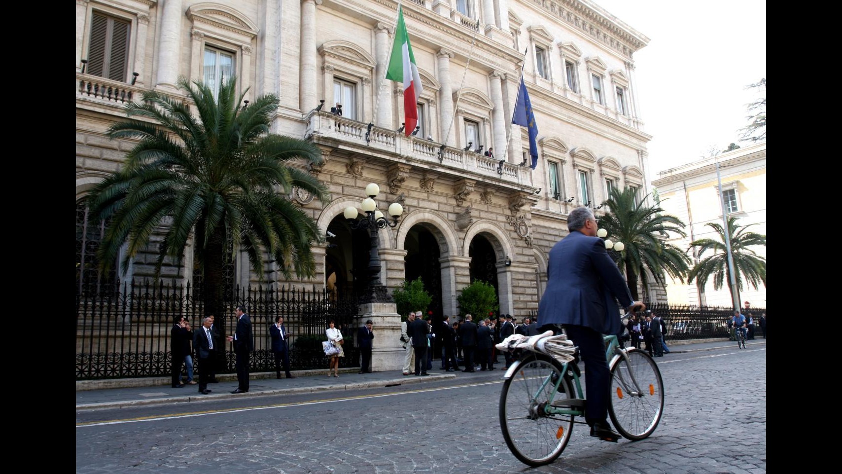 Bankitalia: Crescita stenta, Pil 2014 a +0,2% con rischi al ribasso