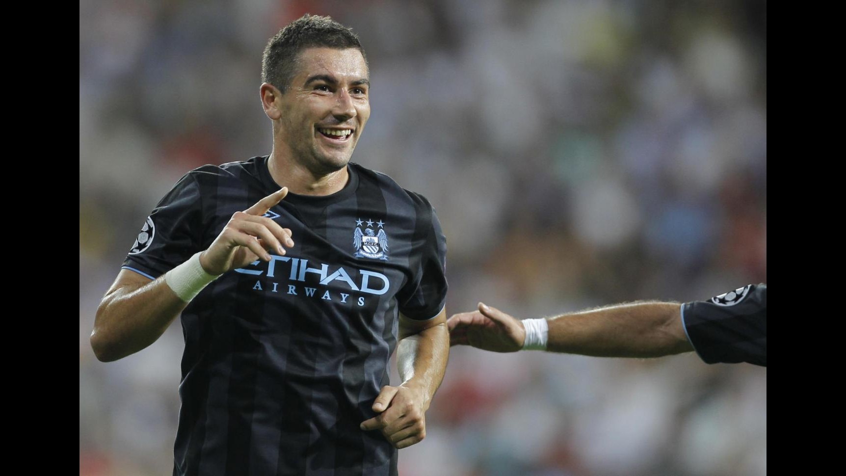 Kolarov, tra Juventus e Inter spunta Galatasaray
