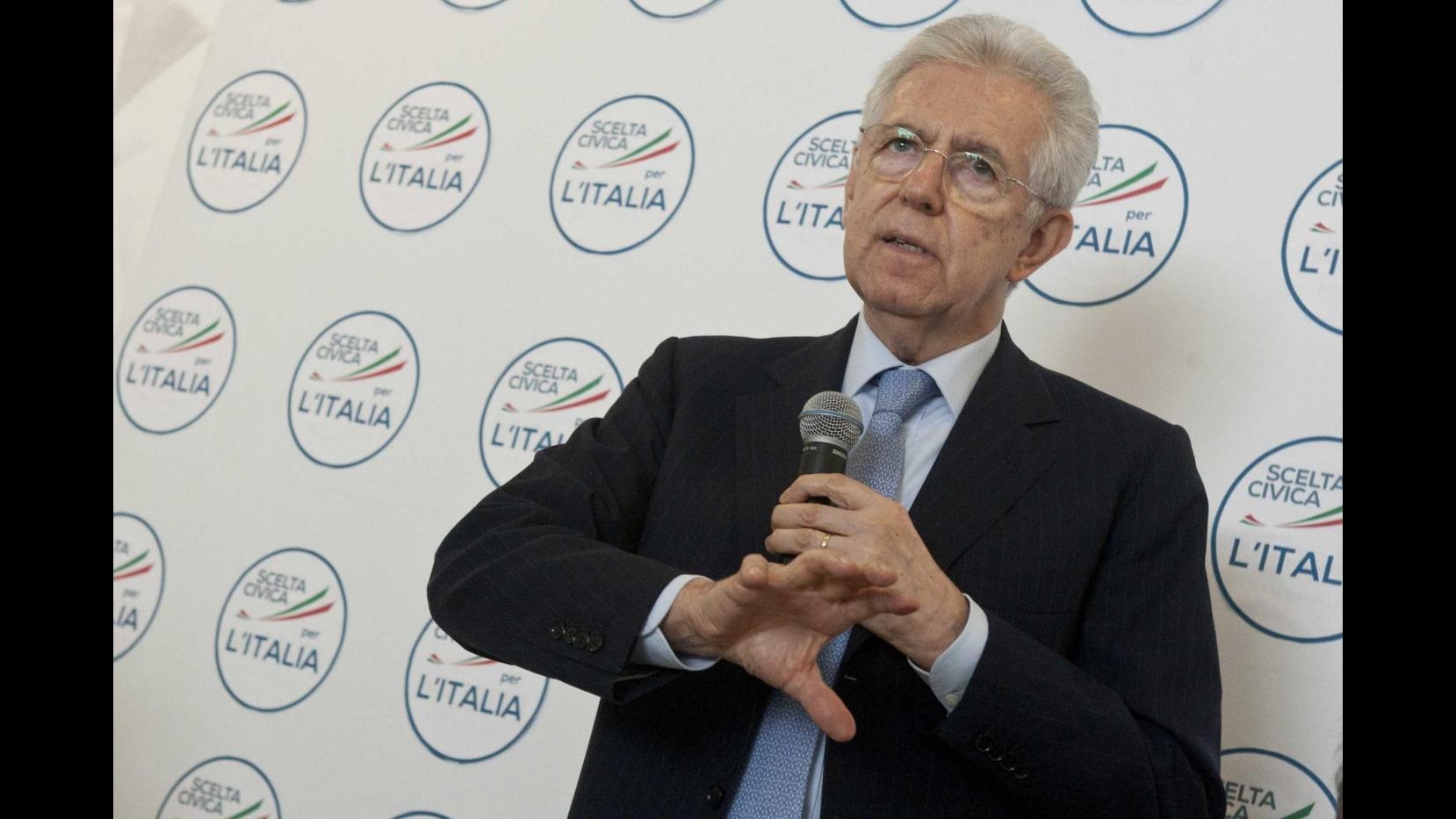 Governo, Monti: Senza cambiamento di marcia, fine sostegno SC