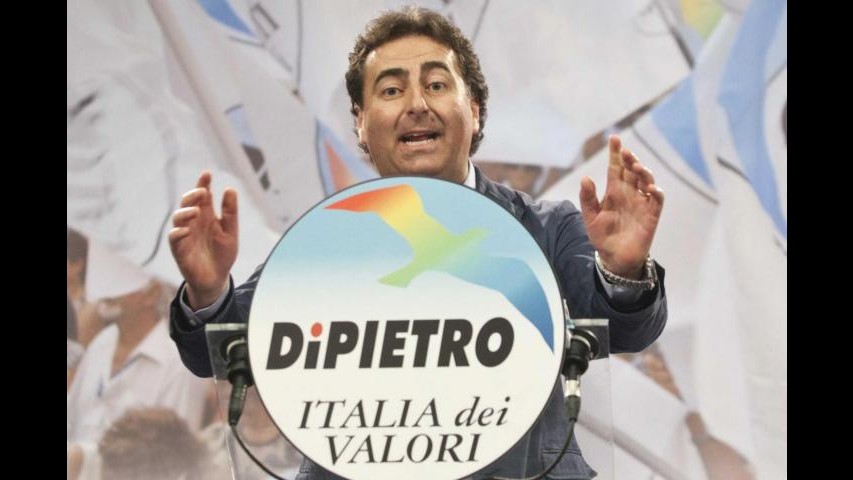 Idv, finita l’era Di Pietro: Ignazio Messina eletto nuovo segretario
