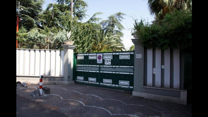 Roma, architetto 81enne spara e uccide ladro:aveva imbavagliato moglie