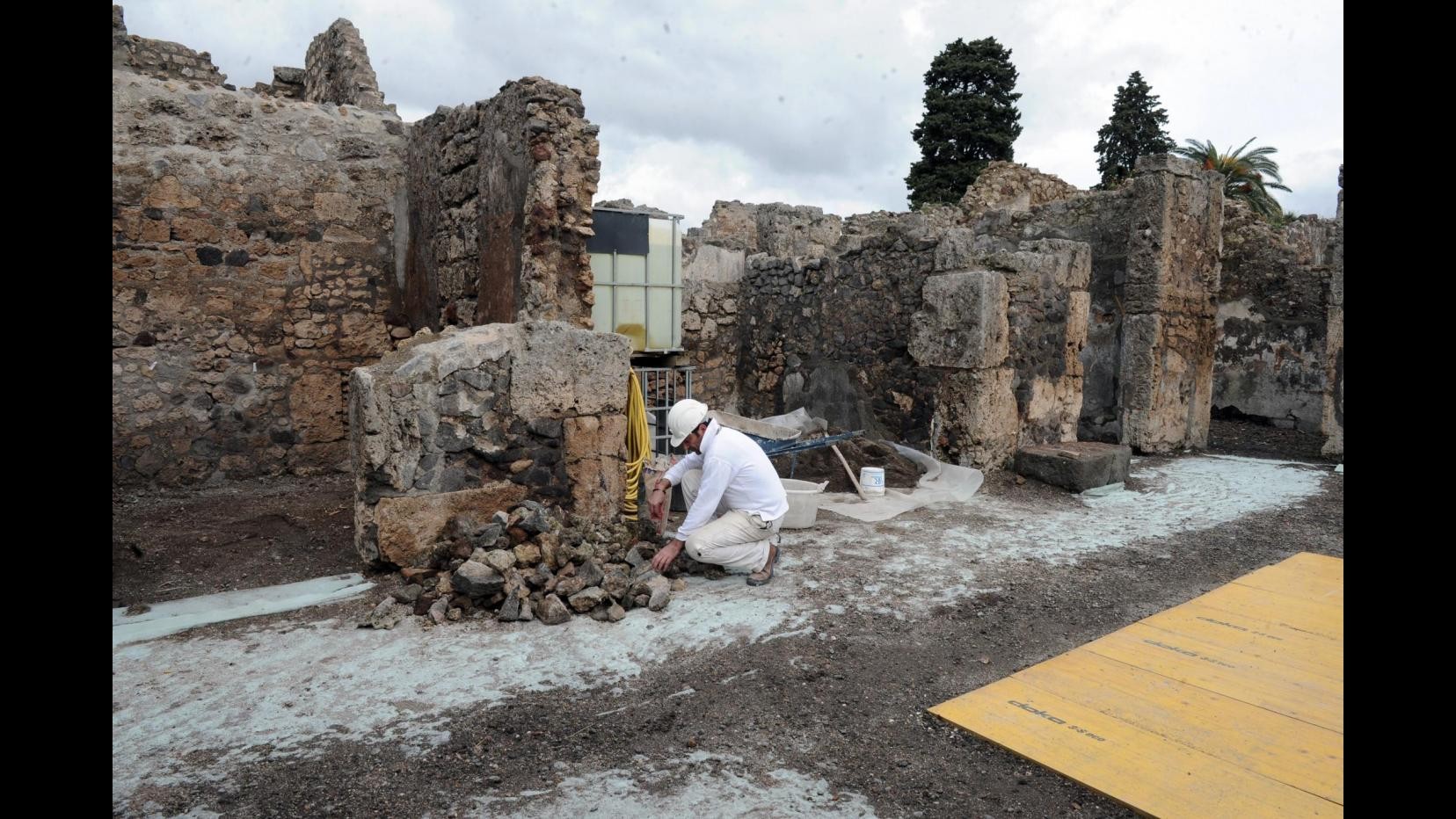 Unesco: Governo adotti misure su Pompei entro 31 dicembre 2013