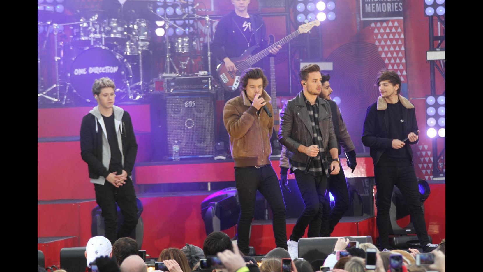 One Direction presentano nuovo profumo