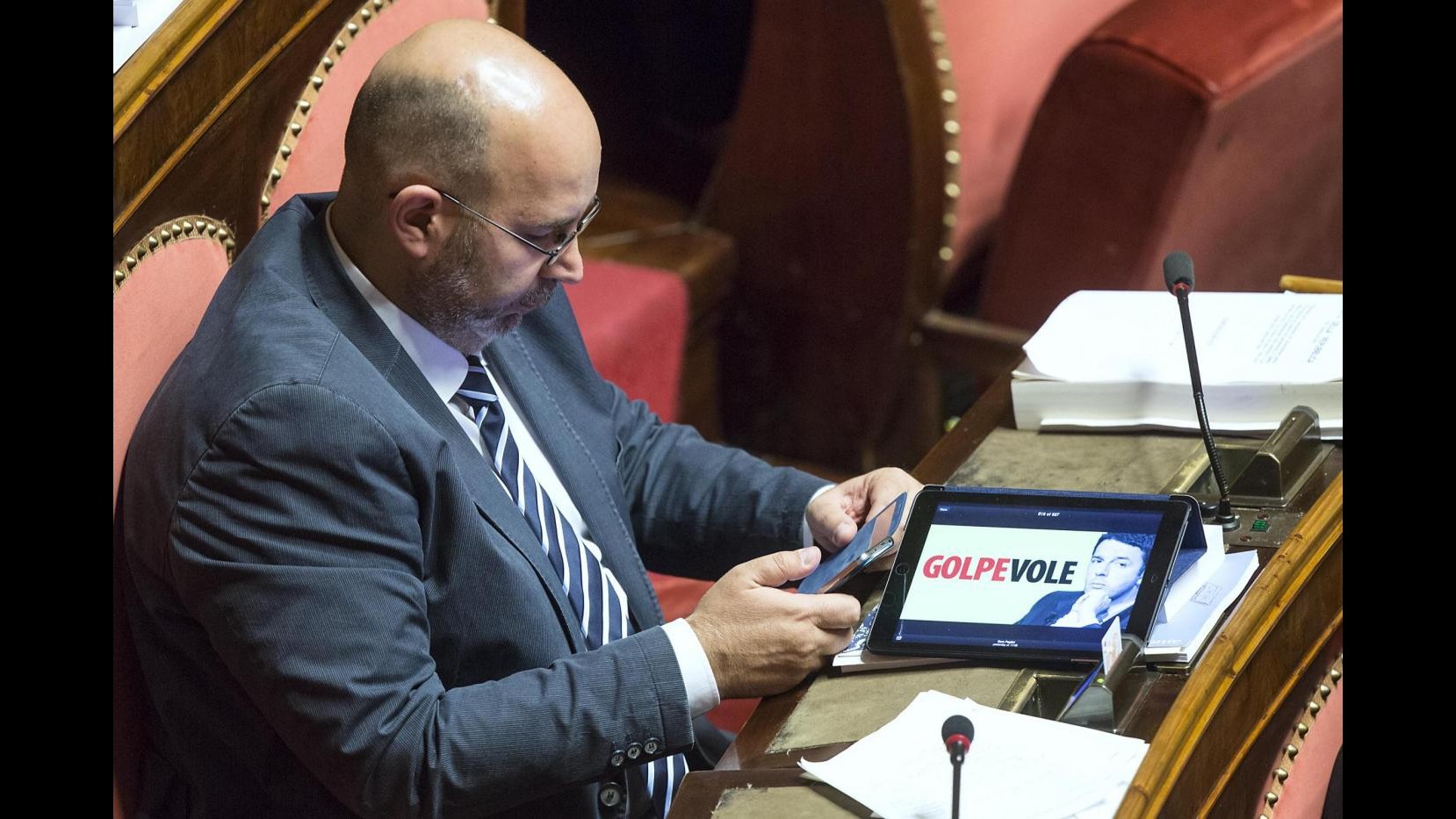 Riforme, Crimi (M5S) denuncia i pianisti del Senato