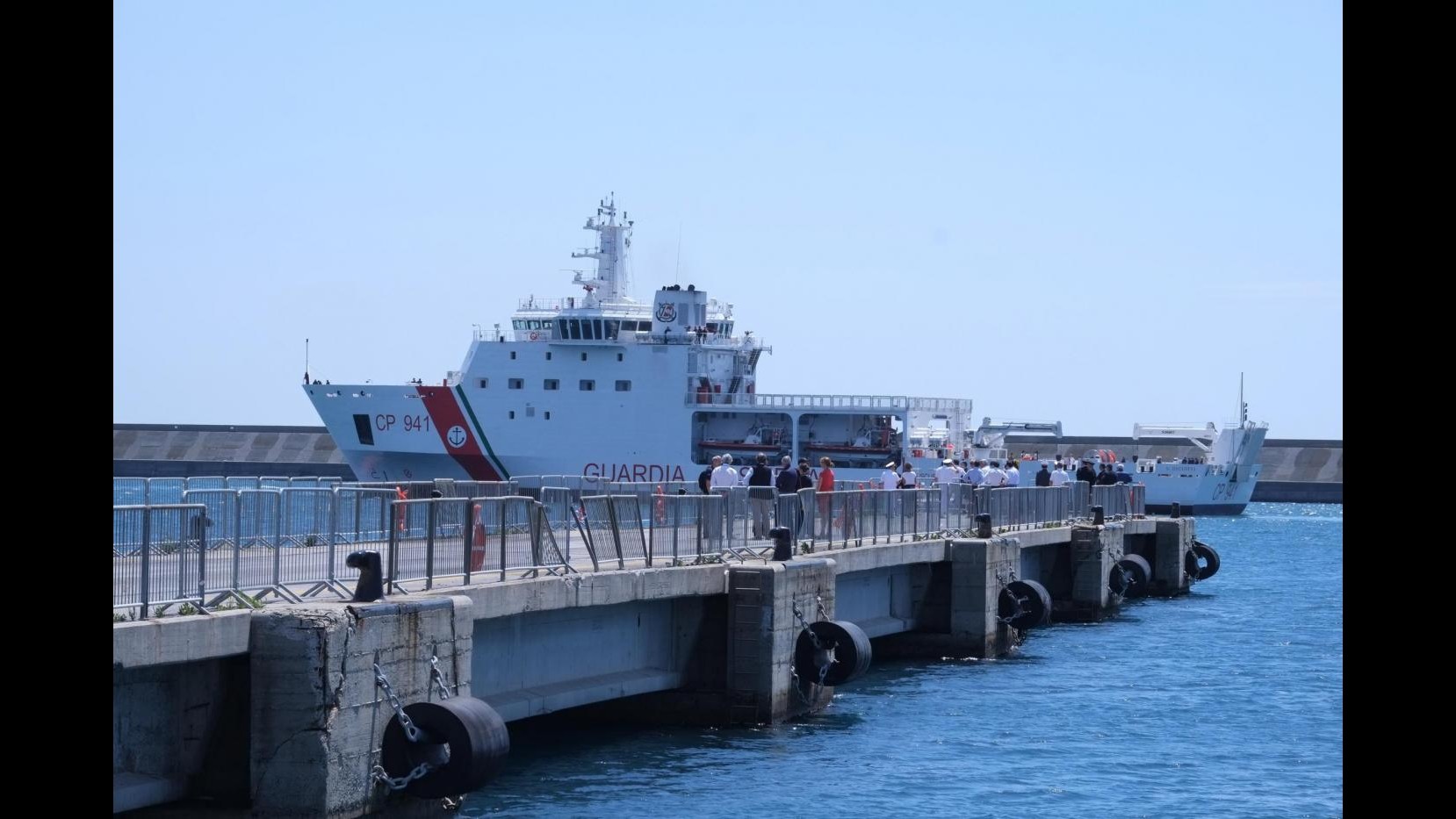 Porto di Genova, smaltimento illecito di rifiuti: 8 indagati