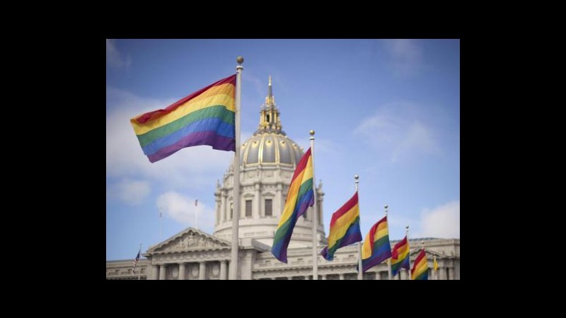 Nozze gay, sentenza contro Defense of Marriage Act.Obama: Storica