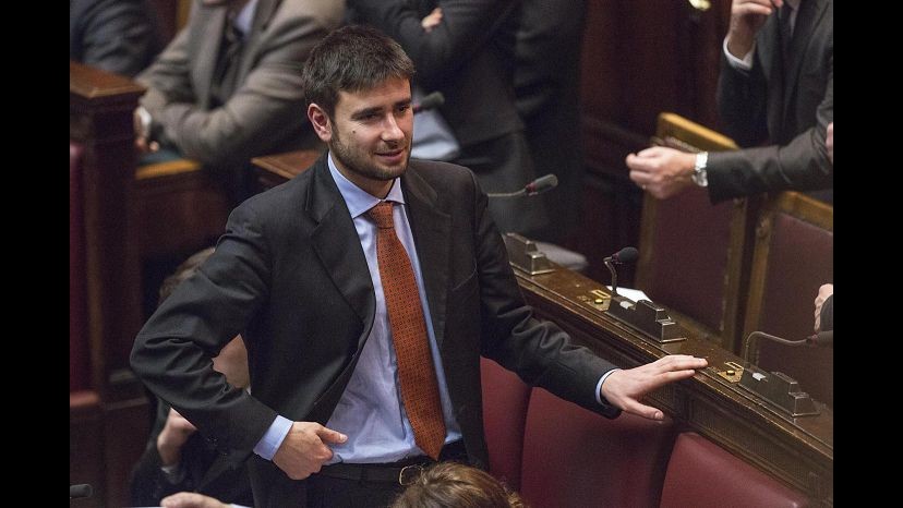 F35, interviene Di Battista (M5S): è bagarre alla Camera