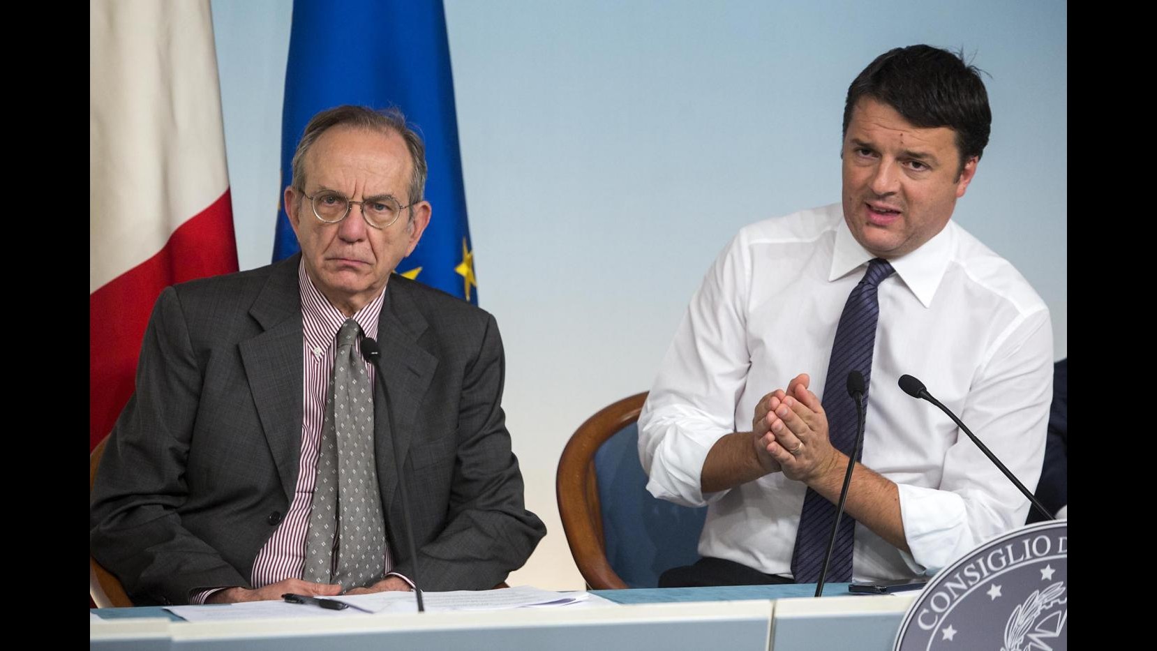 Italia in recessione: Pil II trimestre -0,2%Renzi: Inversione dipende da noi