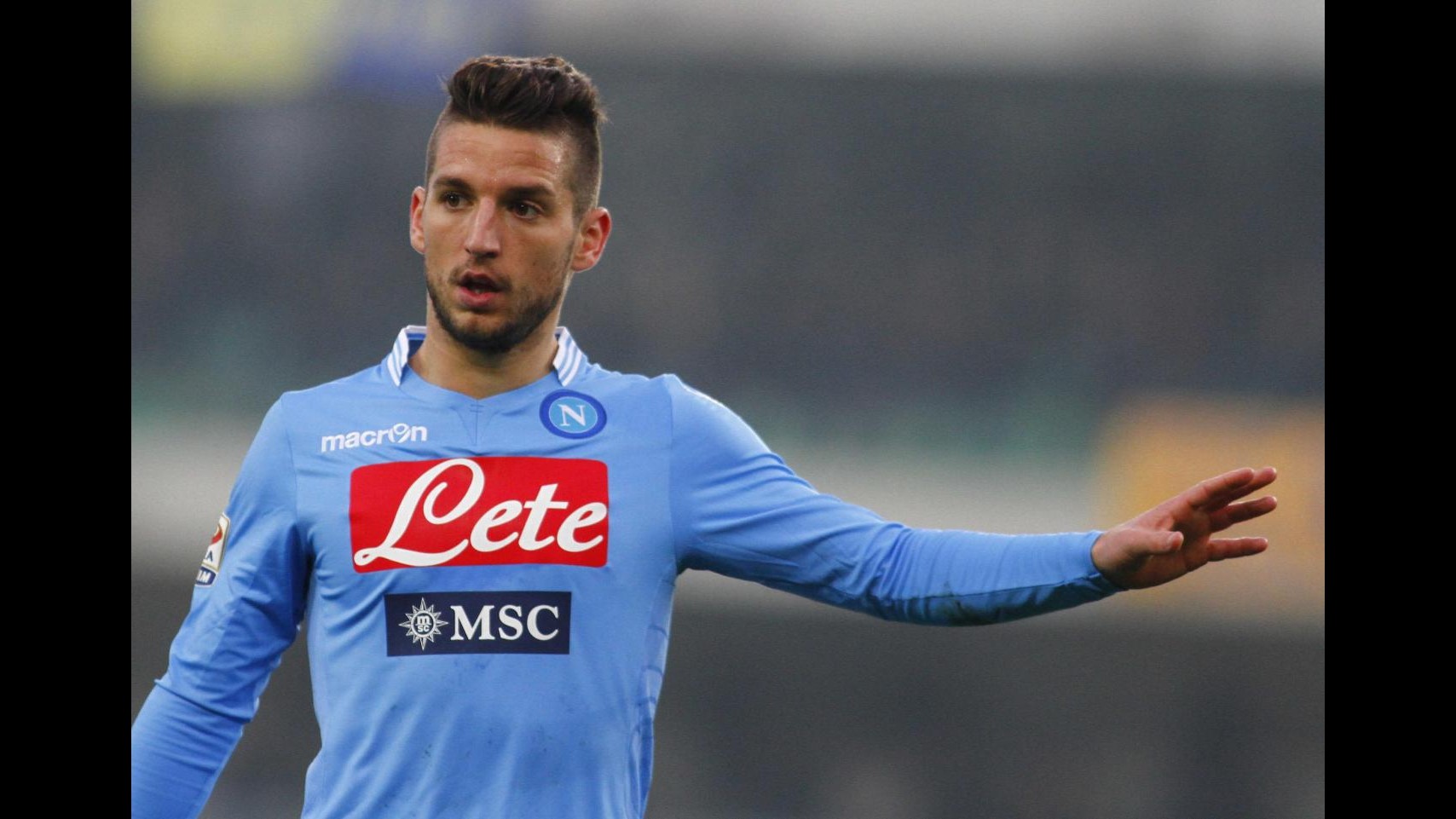 La città di Napoli secondo Lady Mertens: Bella, ma problemi di rifiuti e camorra