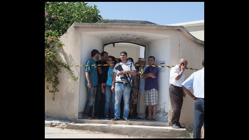 Tunisia, esponente opposizione Mohammed Brahmi ucciso davanti casa