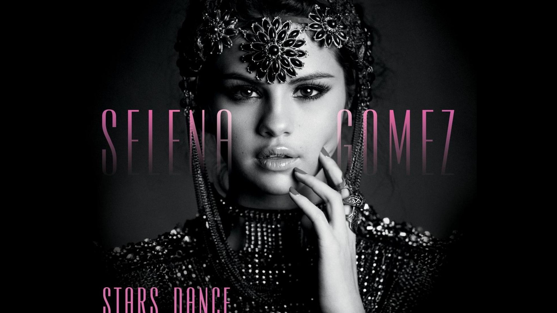 Selena Gomez: Nel nuovo album grido la fiducia che ho in me stessa