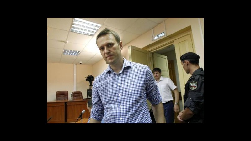 Russia, condannato a 5 anni Alexei Navalny, blogger anti Putin