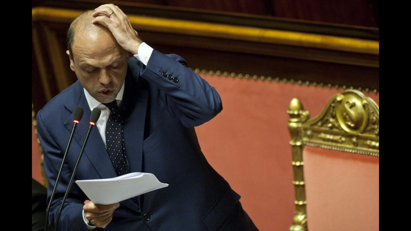 Kazakistan, Pansa e Letta difendono Alfano ma su sfiducia è crisi nel Pd