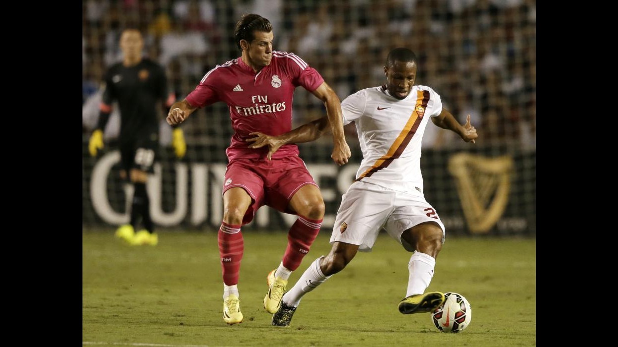 Guinness Cup, Roma-Real Madrid 1-0: Totti affossa i Blancos, lite Keyta-Pepe
