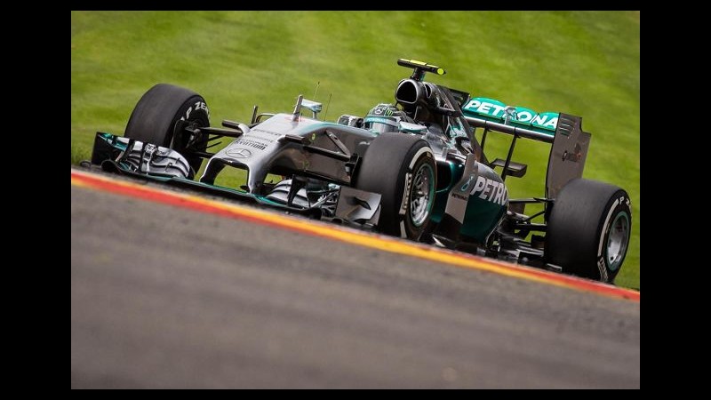 F1, Gp Belgio: pole Rosberg davanti ad Hamilton, Alonso quarto