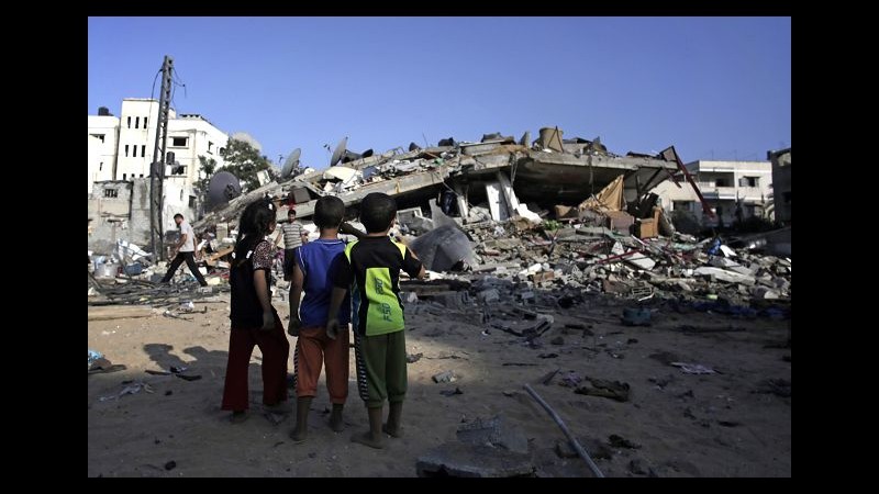 Medioriente, raid aereo su Gaza: 5 morti tra cui 3 bambini