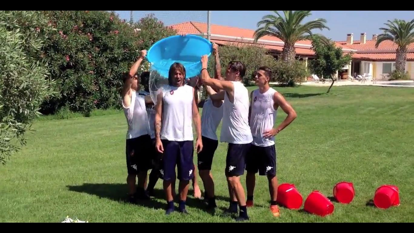 Serie A, anche il Cagliari partecipa all’Ice Bucket Challenge