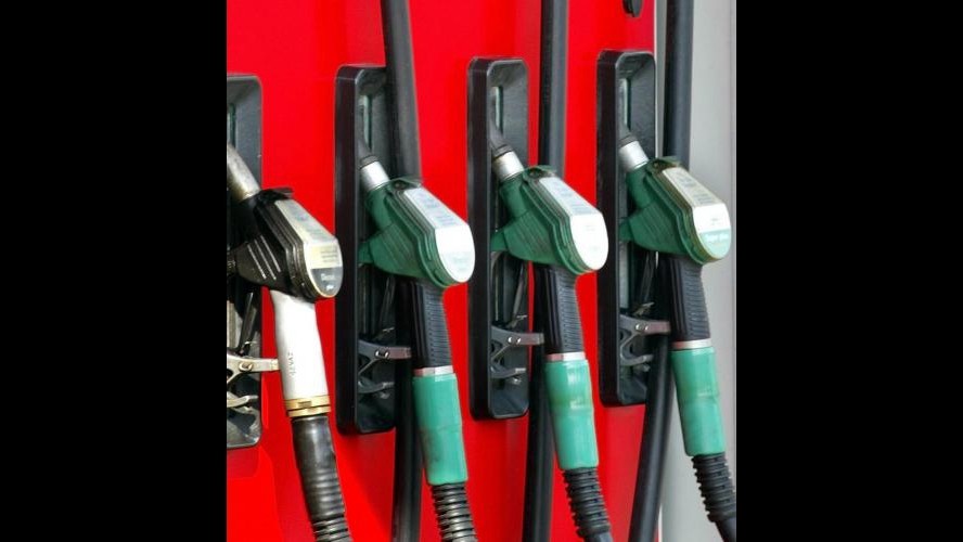 Carburanti, gestori: Da governo solo inerzia, confermiamo sciopero