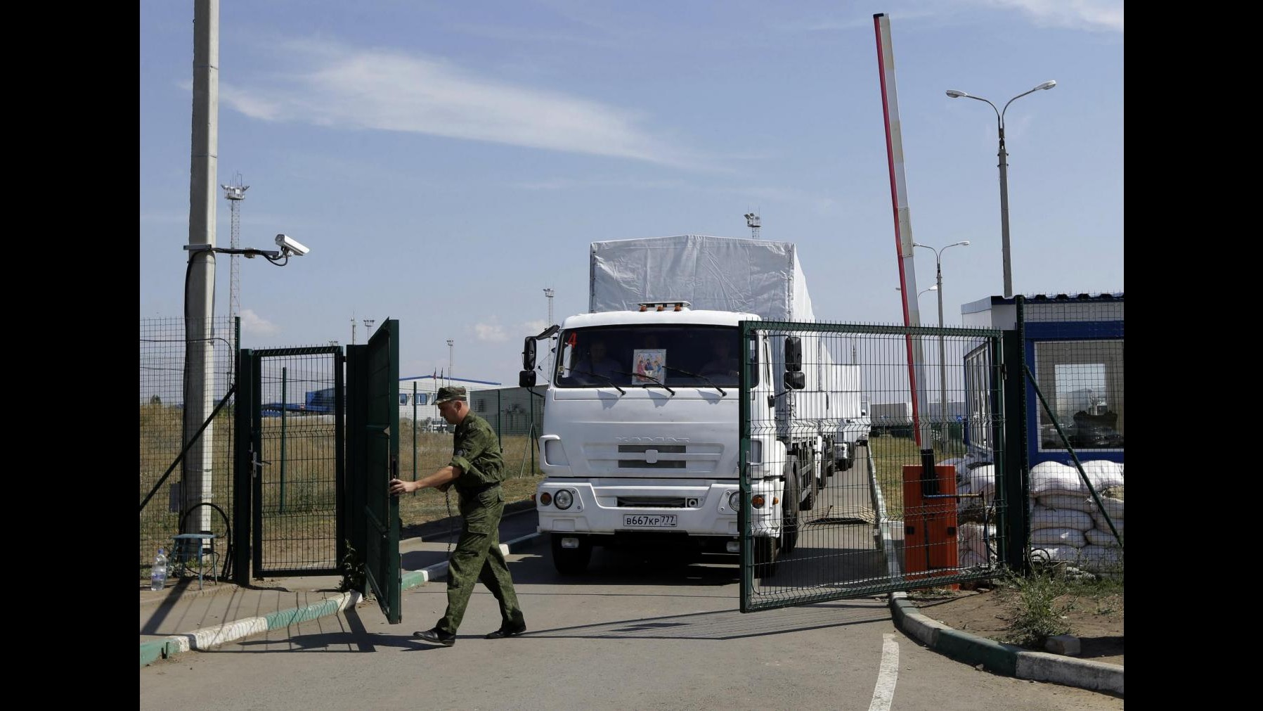 Ucraina, Kiev: Non bombarderemo convoglio russo