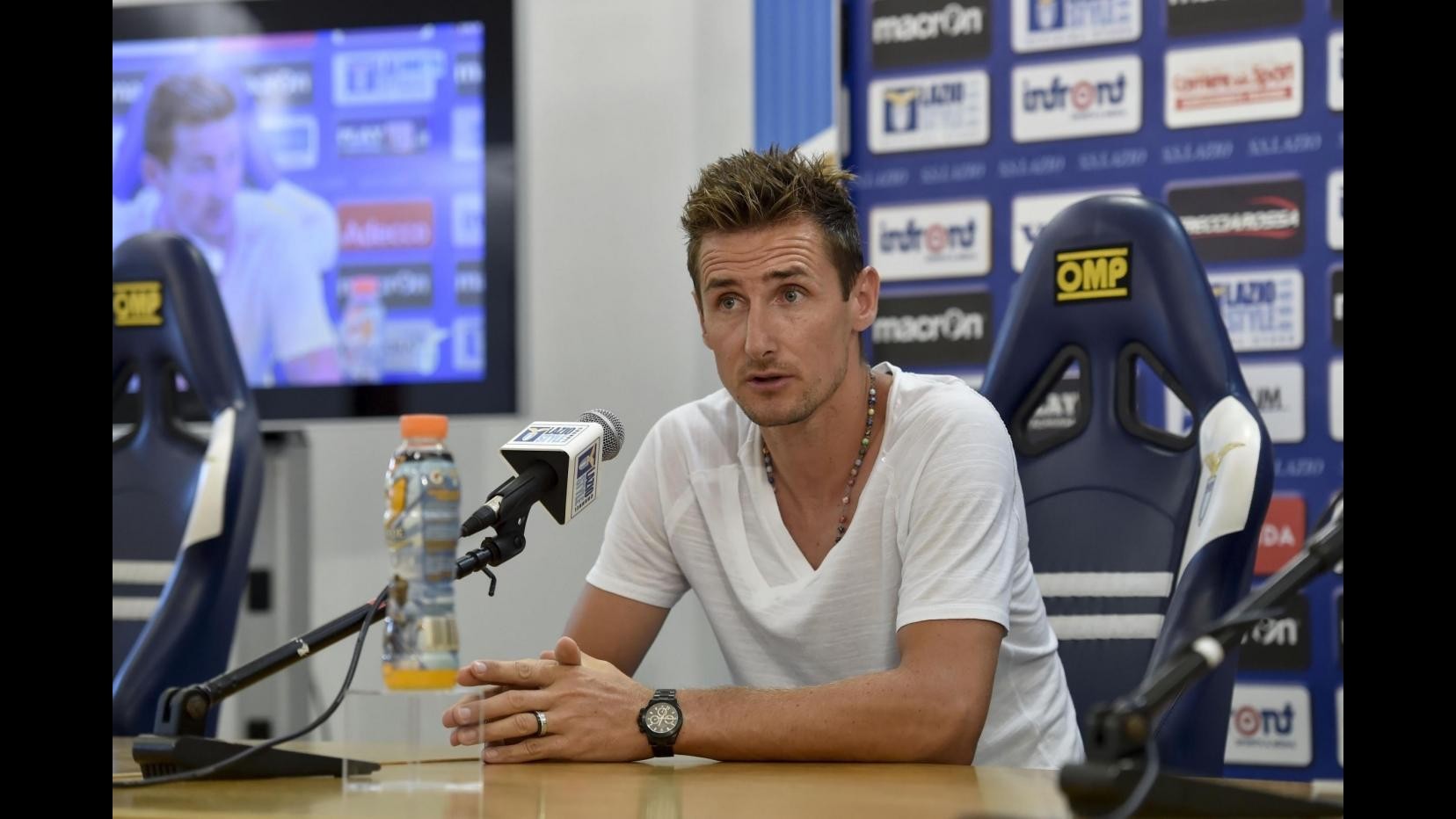Calcio, Klose: Voglio l’Europa con la Lazio, poi farò l’allenatore