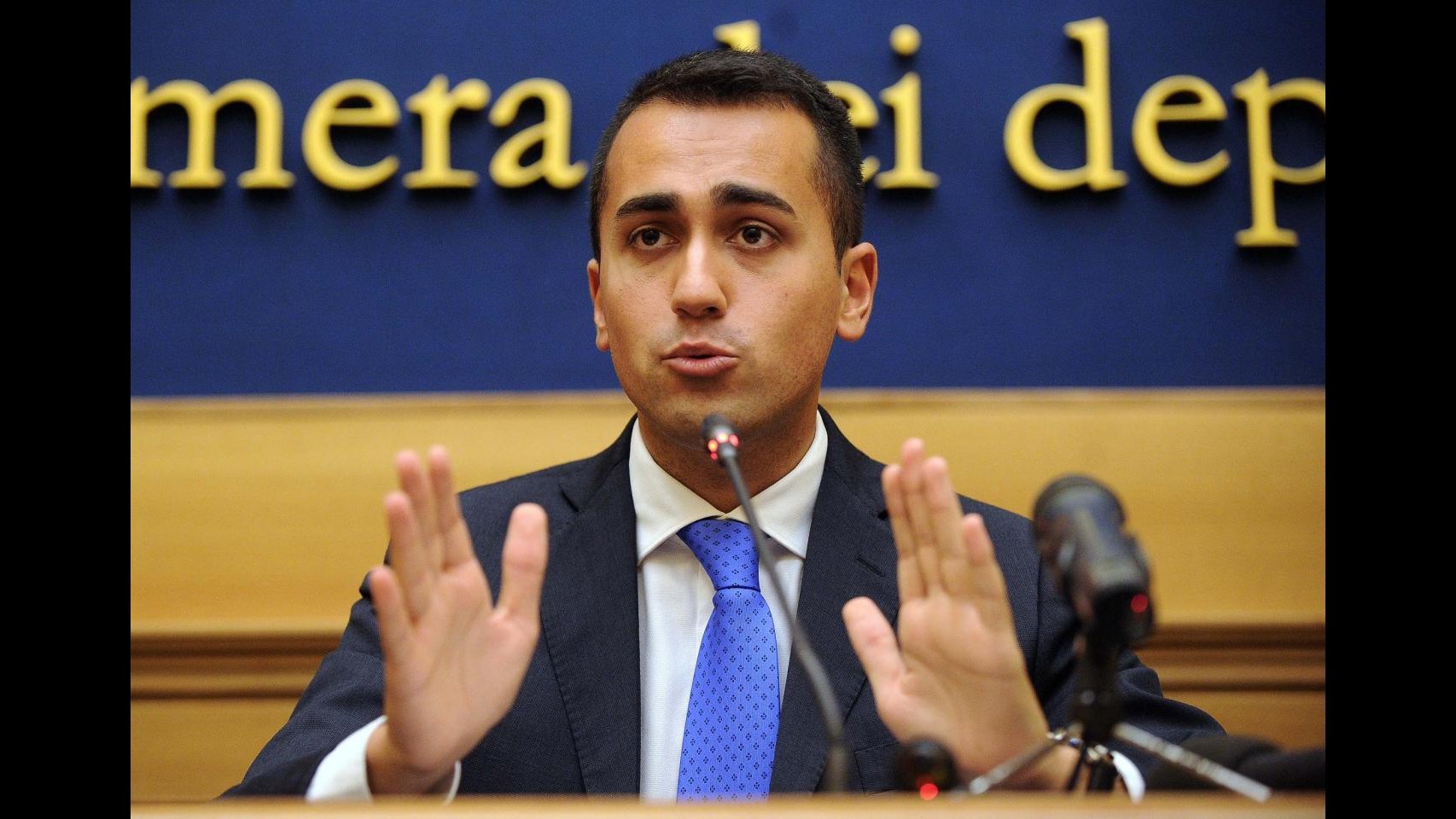 Giustizia, Di Maio a Renzi: No lezioni da compare del pregiudicato