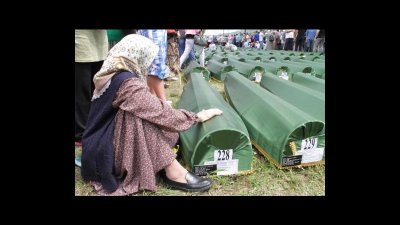 Bosnia, donne Srebrenica denunciano: Picchiate da polizia, 8 ferite