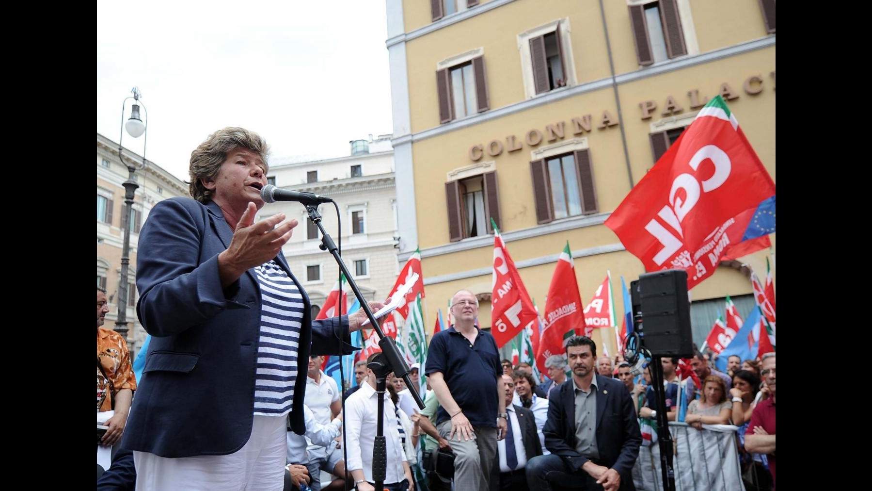 P.a., Camusso: Renzi poco coraggioso, ripete errori di Brunetta