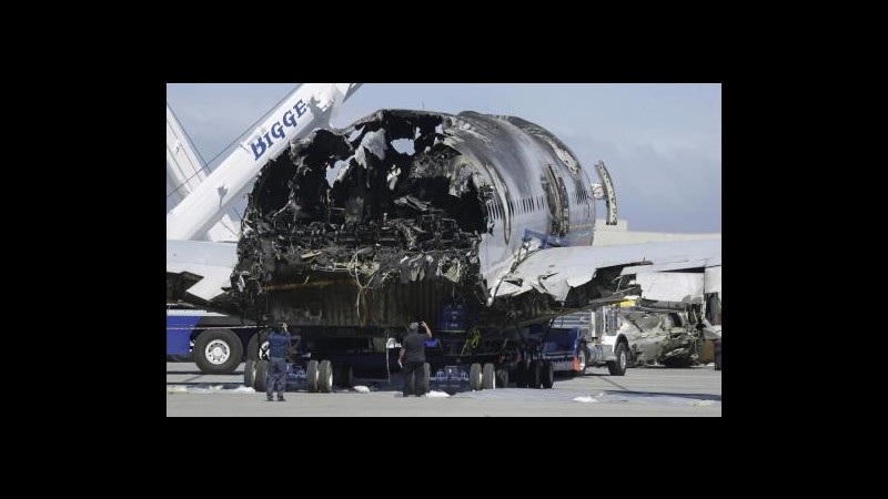 Aereo San Francisco, bambina muore per ferite: è terza vittima