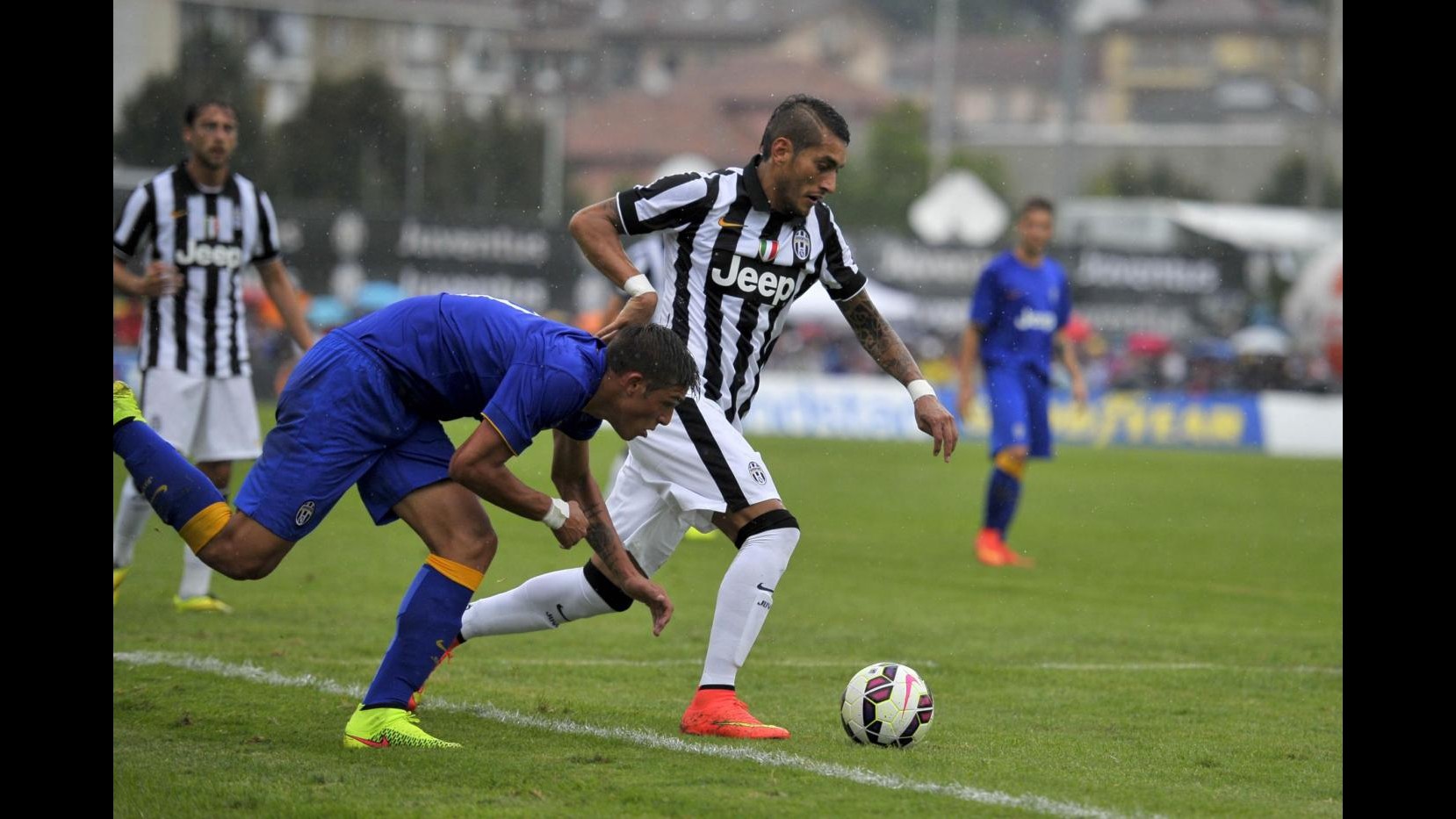Juventus: squadra A batte 6-1 Primavera in amichevole in famiglia a Villar Perosa