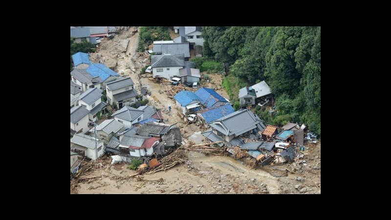 Giappone, almeno 36 morti per frane a Hiroshima, 7 i dispersi