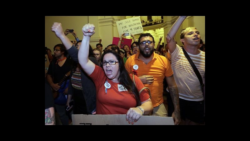 Usa, Camera Texas approva contestata legge restrittiva su aborto